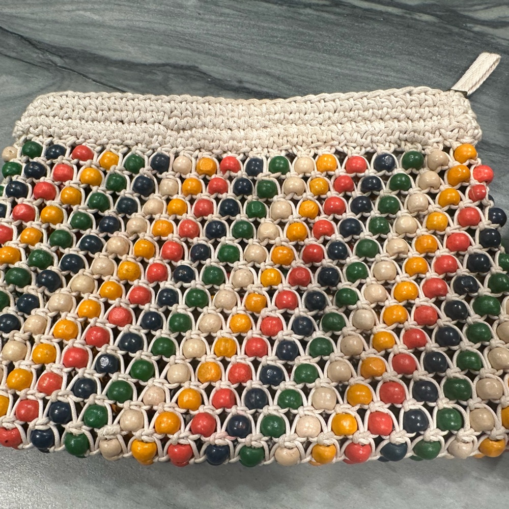 Beaded clutch purse with total vacation vibes!